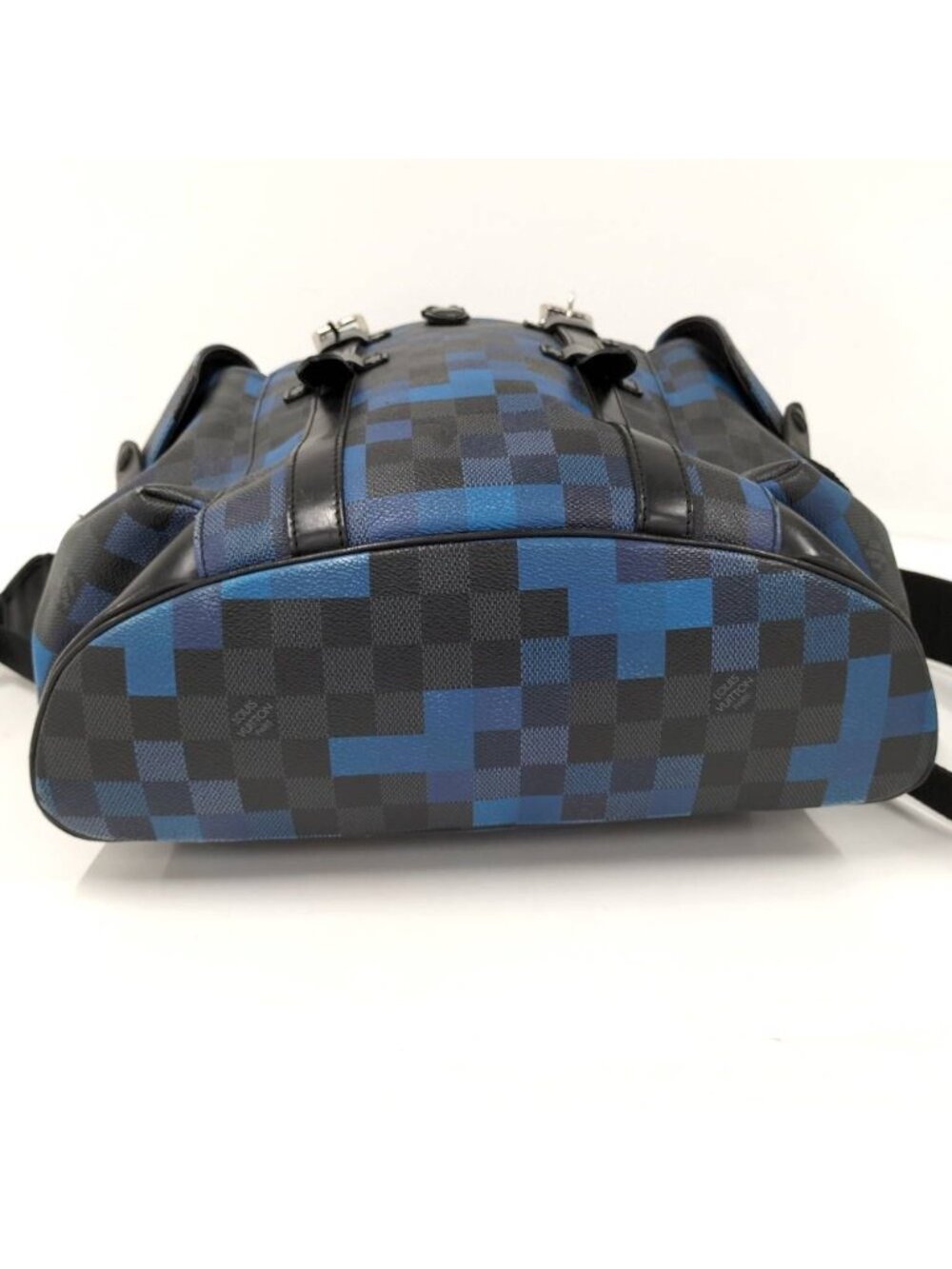 Louis Vuitton Christopher PM Damier Graphite Pixel Backpack - Picture 5 of 9